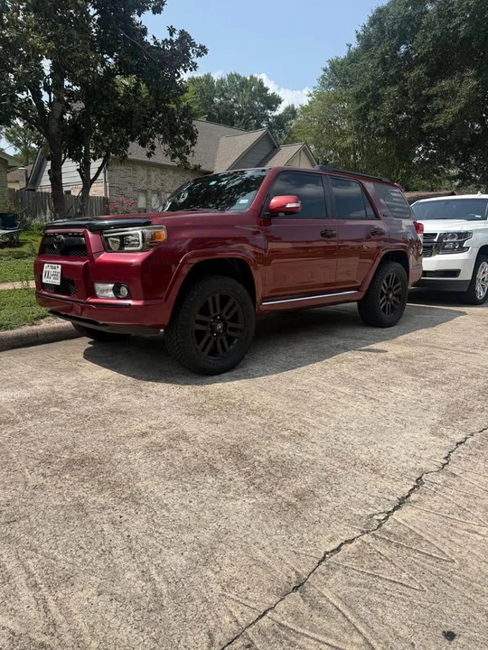 2010 Toyota 4Runner 5th Gen - Image 2 of 12