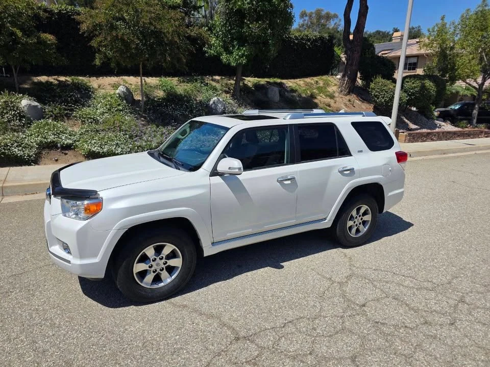 2010 Toyota 4Runner 5th Gen - Image 2 of 20