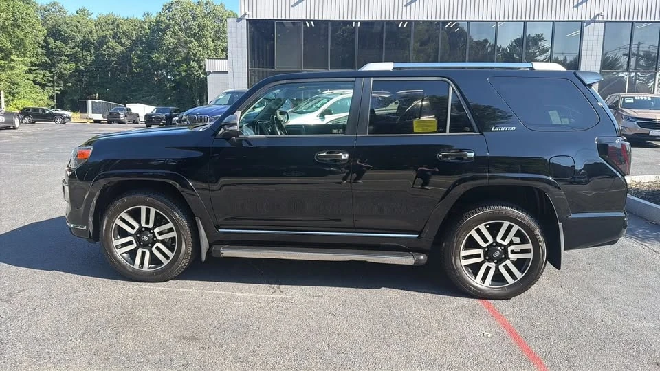 2010 Toyota 4Runner 5th Gen - Image 2 of 20