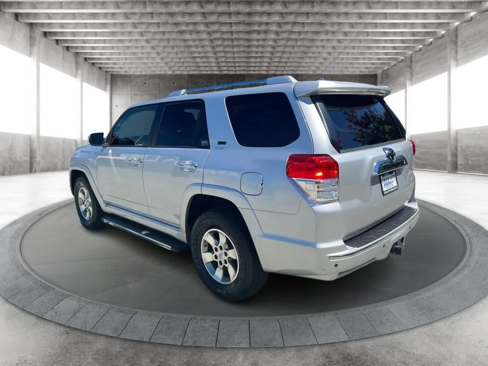 2010 Toyota 4Runner 5th Gen - Image 3 of 20