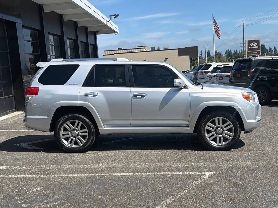 2010 Toyota 4Runner 5th Gen - Image 9 of 20
