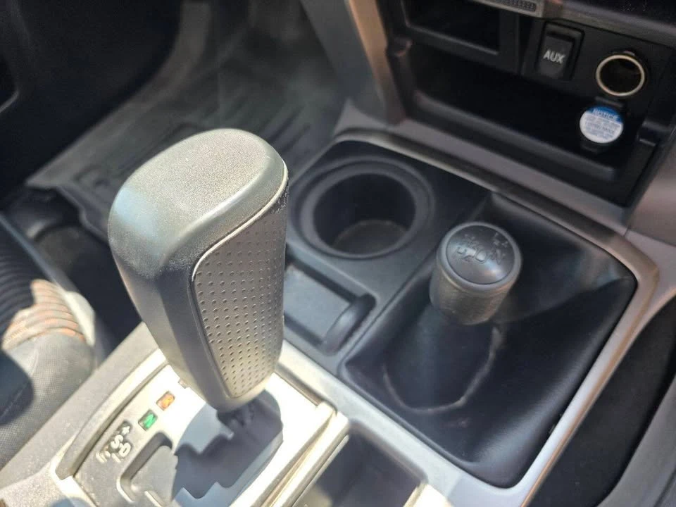 2010 Toyota 4Runner 5th Gen - Image 16 of 20
