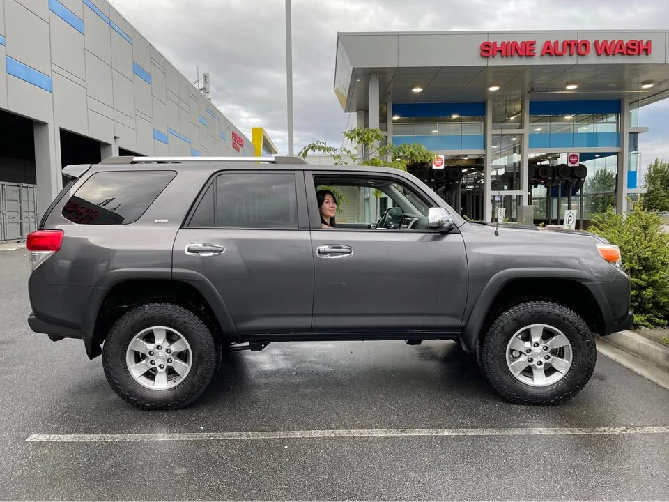 2010 Toyota 4Runner 5th Gen - Image 6 of 10