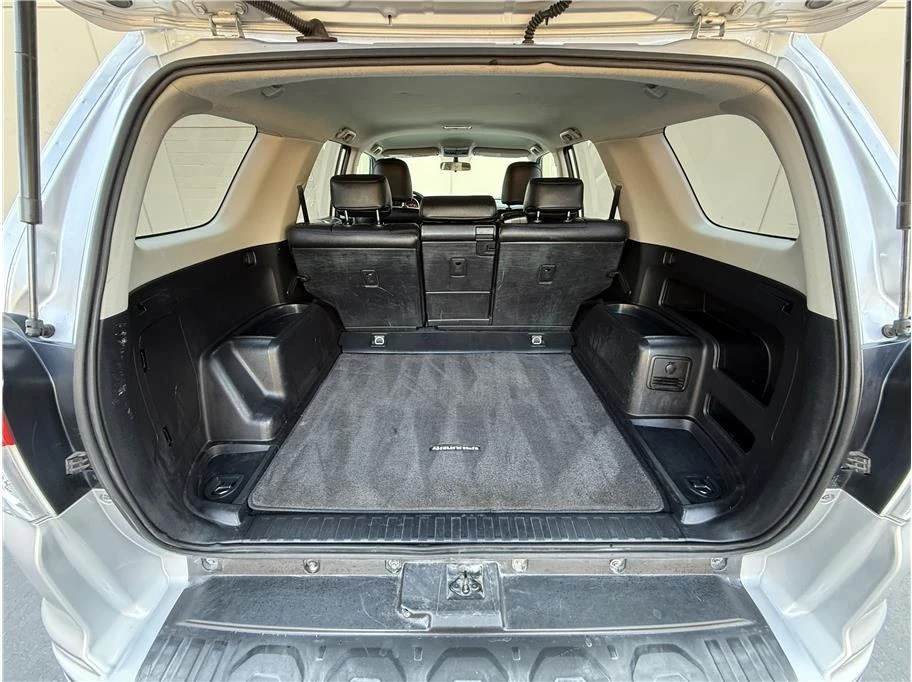 2010 Toyota 4Runner 5th Gen - Image 19 of 20