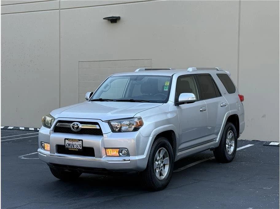 2010 Toyota 4Runner 5th Gen - Image 3 of 20