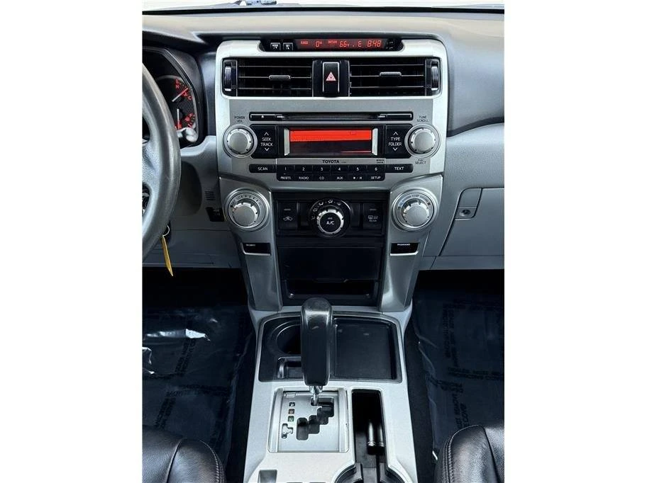2010 Toyota 4Runner 5th Gen - Image 17 of 20