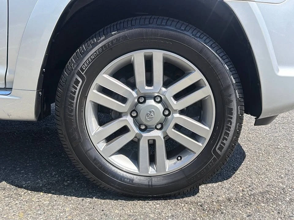 2010 Toyota 4Runner 5th Gen - Image 16 of 20