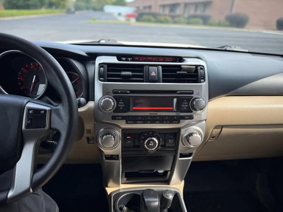 2010 Toyota 4Runner 5th Gen - Image 19 of 20