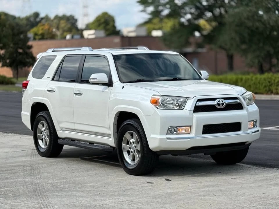 2010 Toyota 4Runner 5th Gen - Image 3 of 20