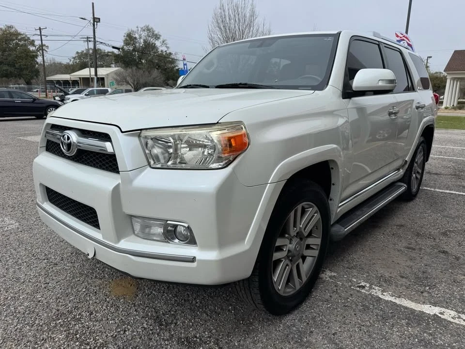 2010 Toyota 4Runner 5th Gen - Image 3 of 18