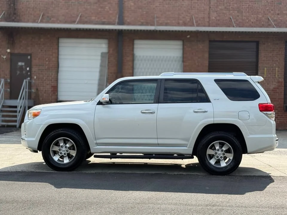 2010 Toyota 4Runner 5th Gen - Image 6 of 20