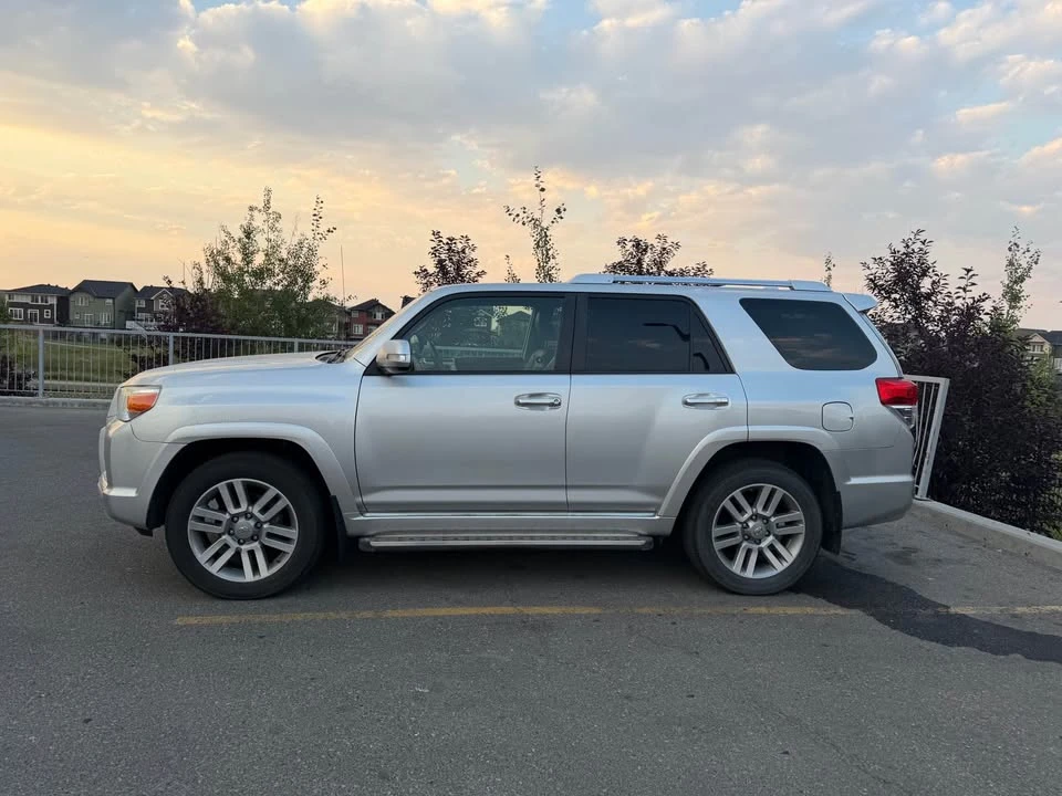 2010 Toyota 4Runner 5th Gen - Image 3 of 11