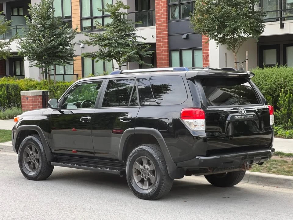 2010 Toyota 4Runner 5th Gen - Image 5 of 17