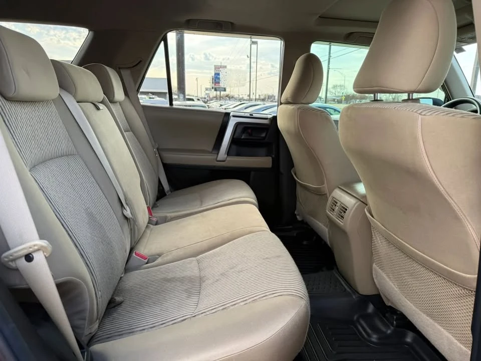 2010 Toyota 4Runner 5th Gen - Image 14 of 20