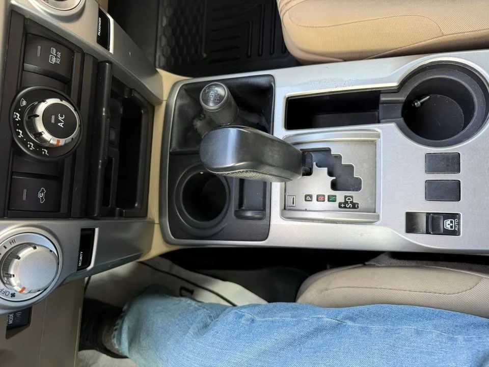 2010 Toyota 4Runner 5th Gen - Image 19 of 20