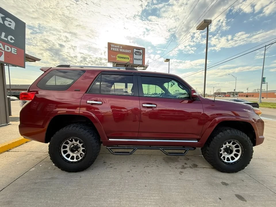 2010 Toyota 4Runner 5th Gen - Image 8 of 20