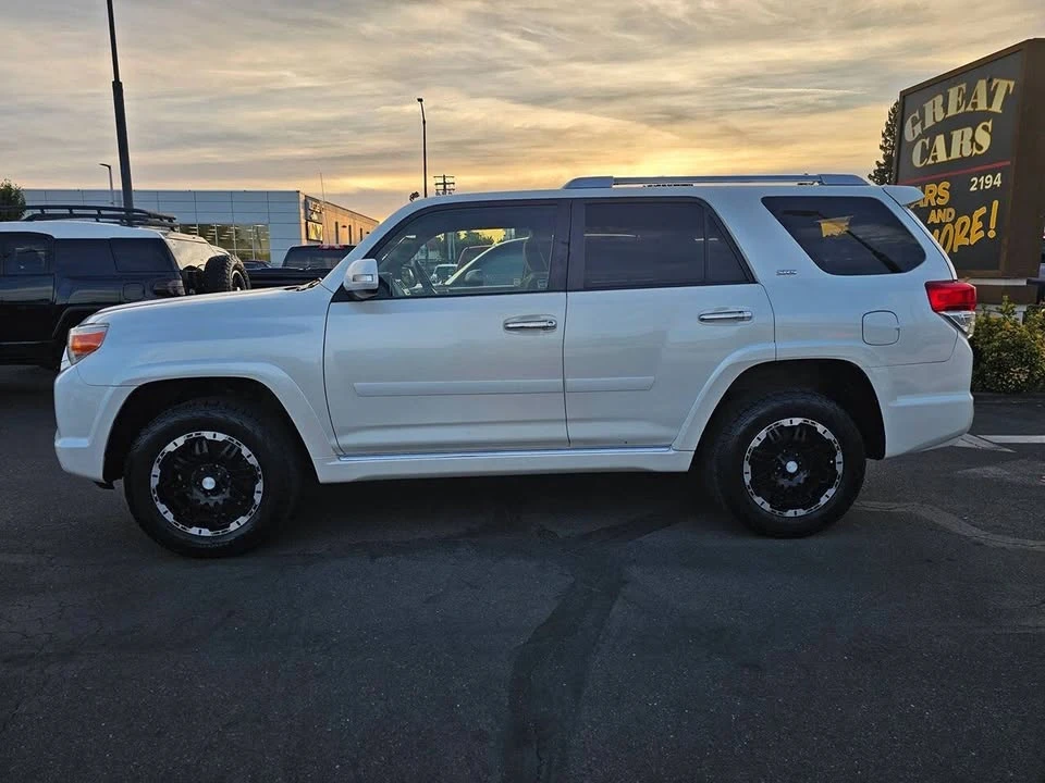 2010 Toyota 4Runner 5th Gen - Image 14 of 20
