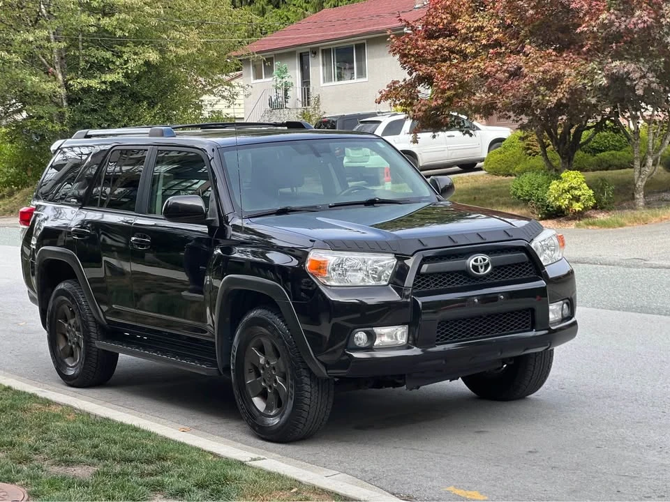 2010 Toyota 4Runner 5th Gen - Image 3 of 17