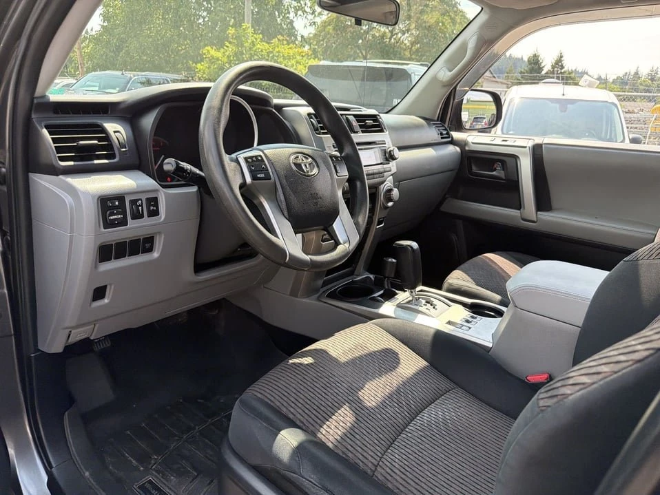 2010 Toyota 4Runner 5th Gen - Image 7 of 20