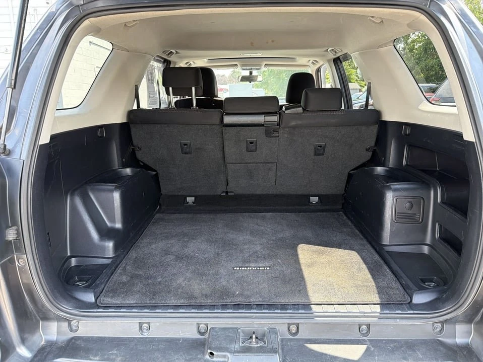 2010 Toyota 4Runner 5th Gen - Image 4 of 20