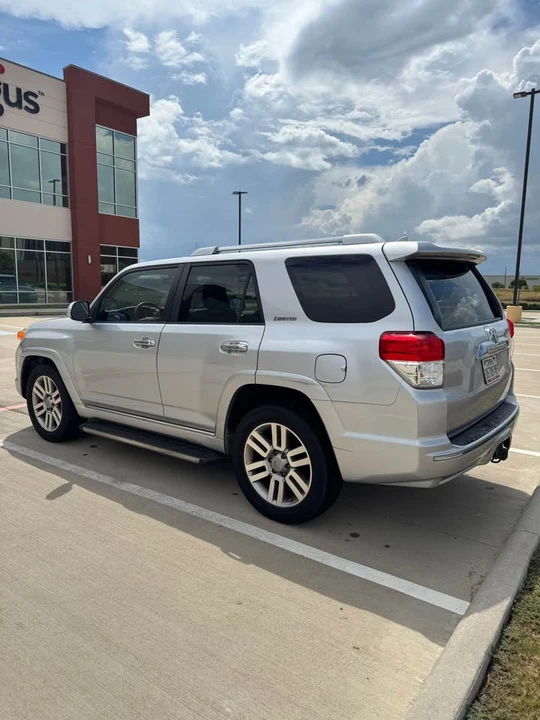 2010 Toyota 4Runner 5th Gen - Image 4 of 13