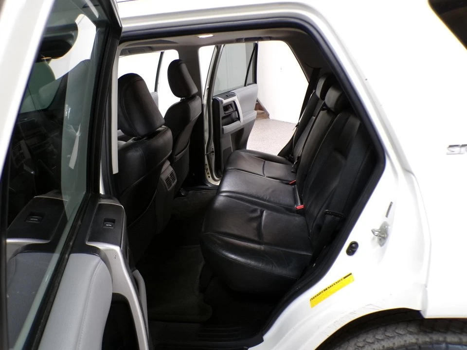 2010 Toyota 4Runner 5th Gen - Image 11 of 16