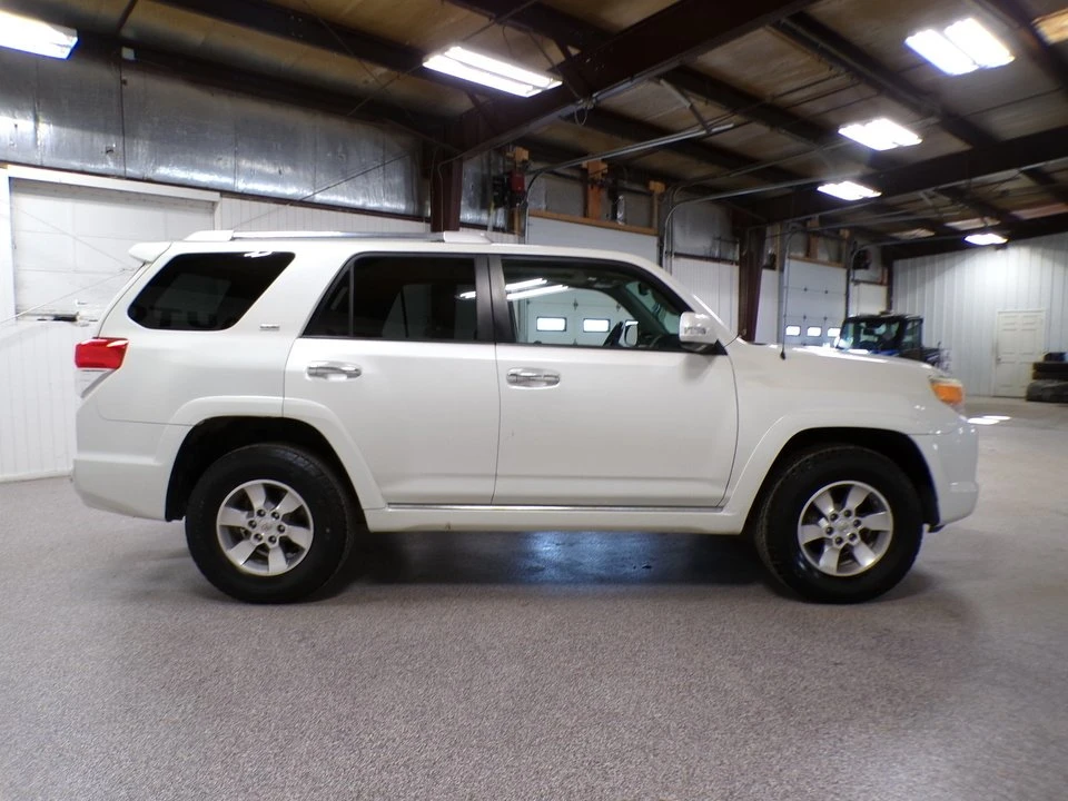 2010 Toyota 4Runner 5th Gen - Image 5 of 16