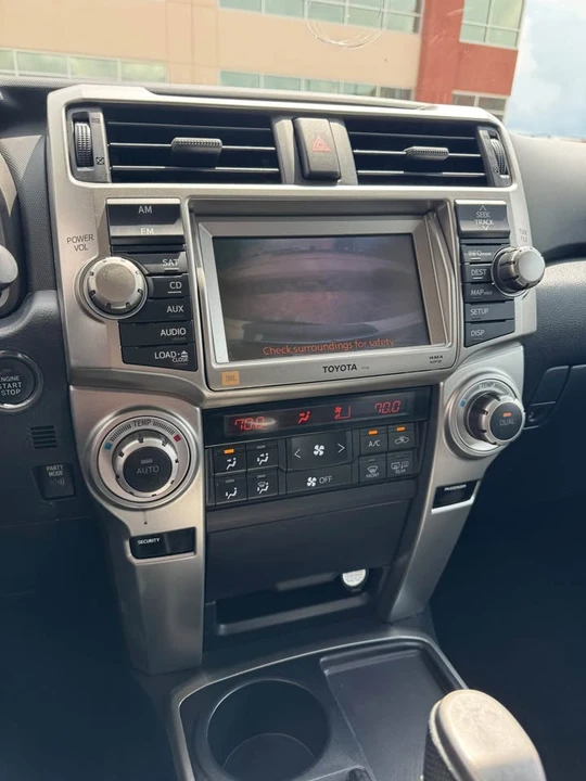 2010 Toyota 4Runner 5th Gen - Image 13 of 14