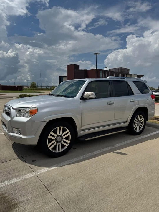 2010 Toyota 4Runner 5th Gen - Image 2 of 14