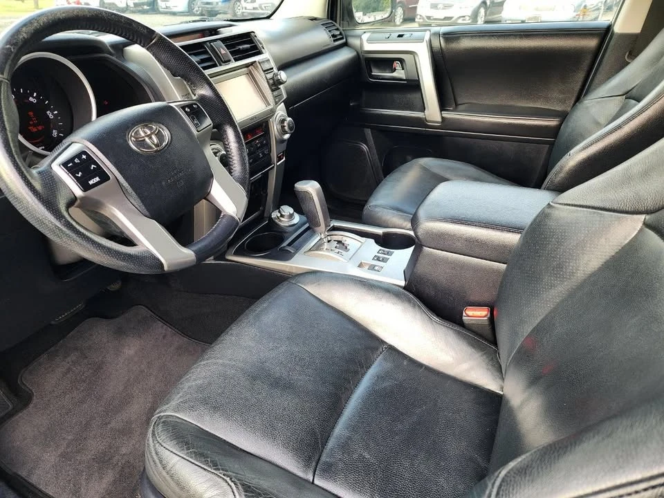 2010 Toyota 4Runner 5th Gen - Image 9 of 20