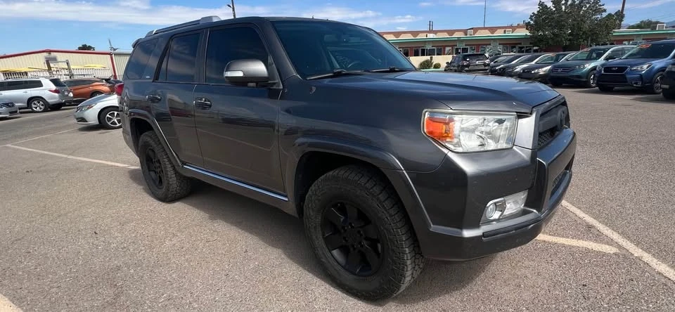 2010 Toyota 4Runner 5th Gen - Image 2 of 13