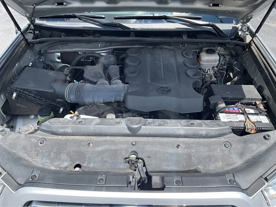 2010 Toyota 4Runner - Image 19 of 21