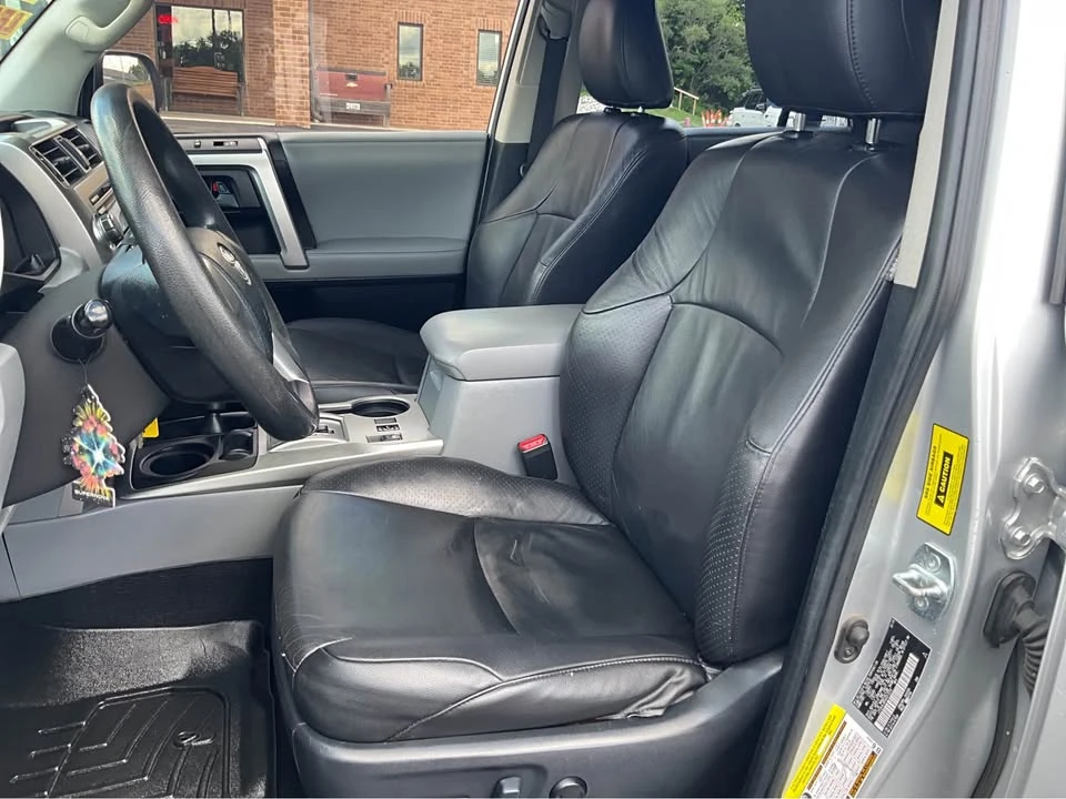 2010 Toyota 4Runner - Image 9 of 21