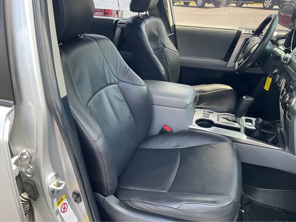 2010 Toyota 4Runner - Image 15 of 21