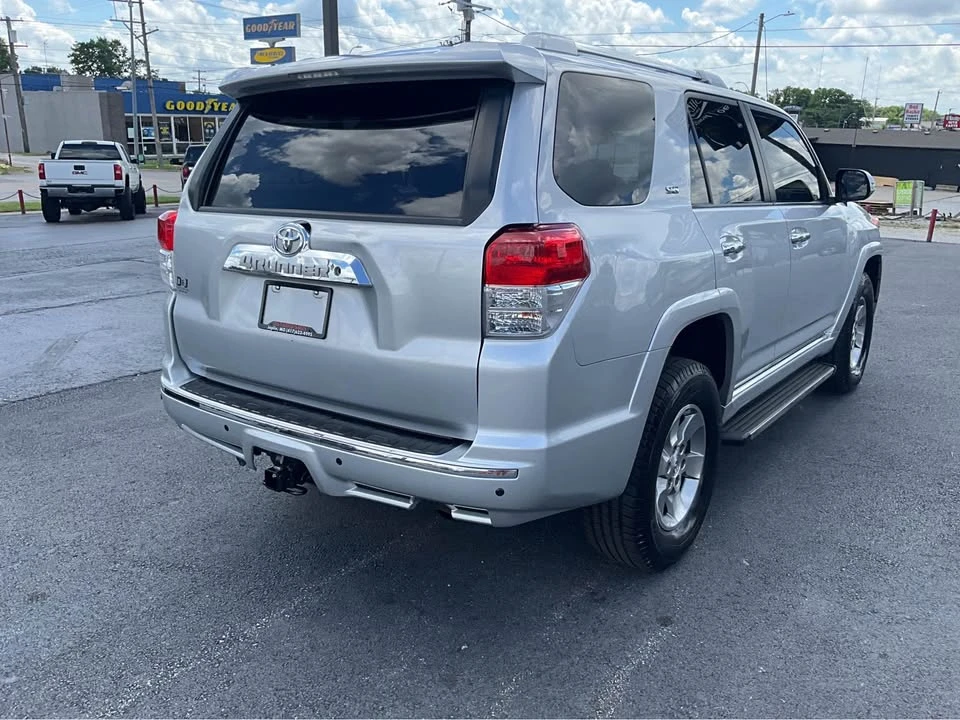 2010 Toyota 4Runner - Image 5 of 21