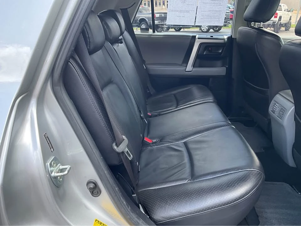 2010 Toyota 4Runner - Image 14 of 21