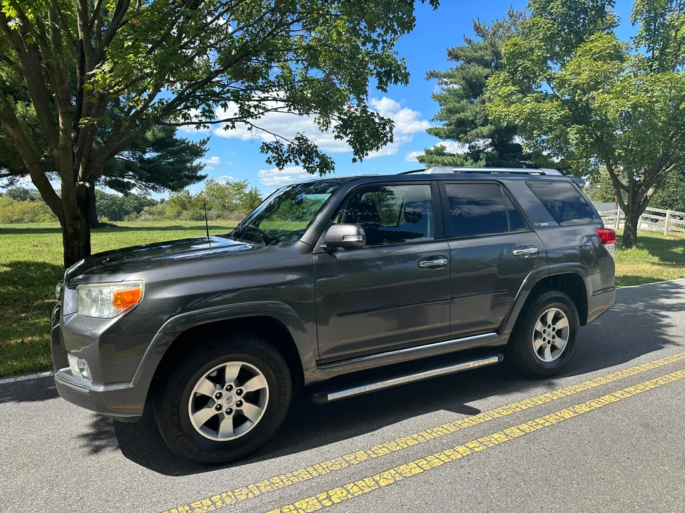 2010 Toyota 4Runner 5th Gen - Image 20 of 31
