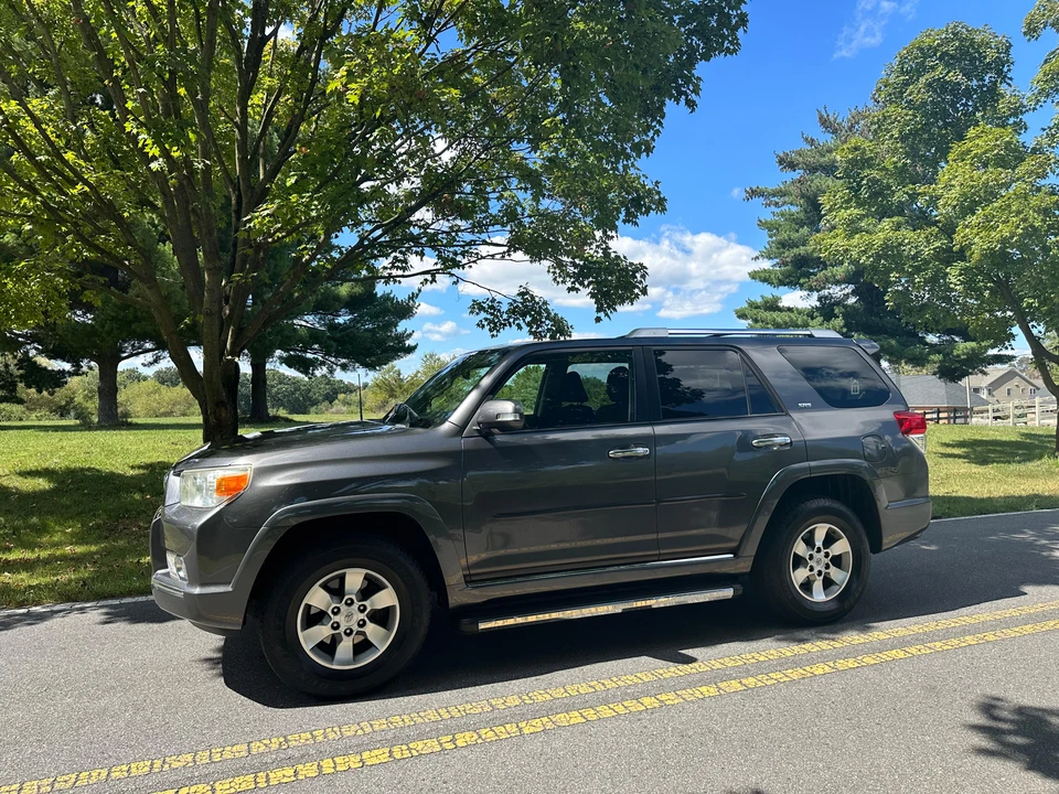 2010 Toyota 4Runner 5th Gen - Image 22 of 31