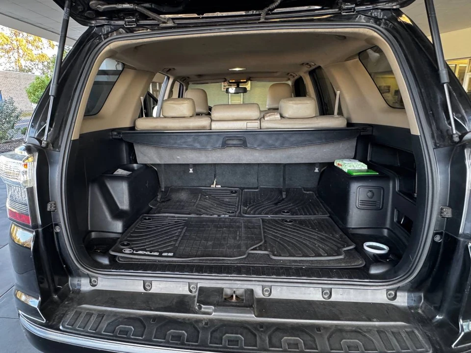 2010 Toyota 4Runner 5th Gen - Image 9 of 12