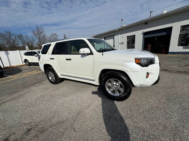 2010 Toyota 4Runner 5th Gen - Image 5 of 12