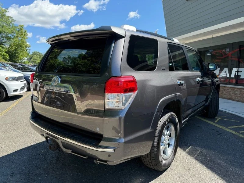 2010 Toyota 4Runner 5th Gen - Image 6 of 12