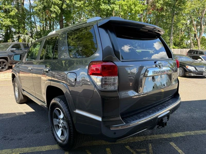 2010 Toyota 4Runner 5th Gen - Image 4 of 12