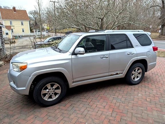2010 Toyota 4Runner 5th Gen - Image 2 of 21