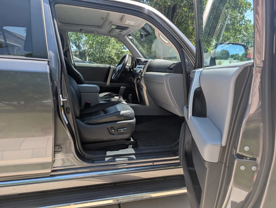 2010 Toyota 4Runner 5th Gen - Image 7 of 20