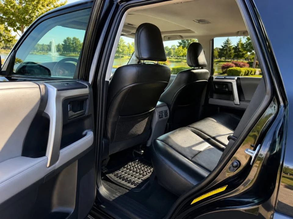 2010 Toyota 4Runner 5th Gen - Image 9 of 20