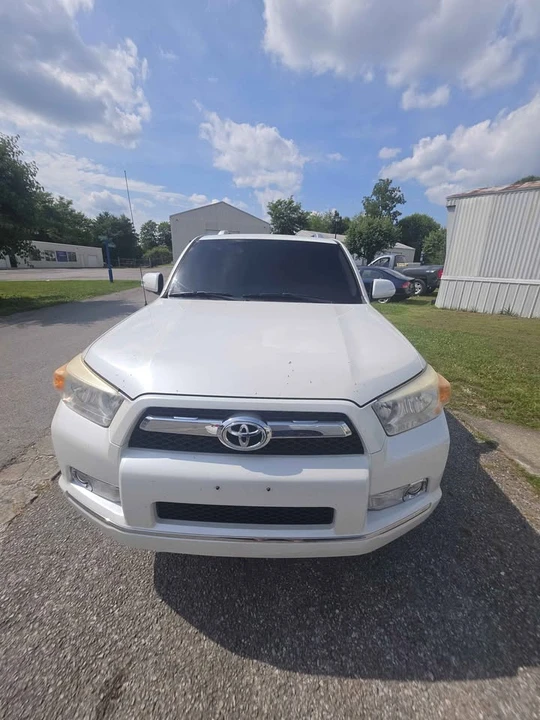 2010 Toyota 4Runner 5th Gen - Image 2 of 9
