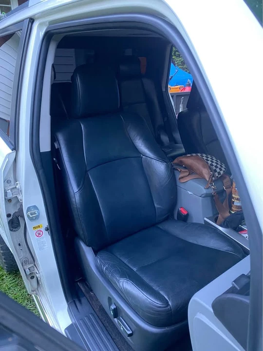 2010 Toyota 4Runner 5th Gen - Image 9 of 14