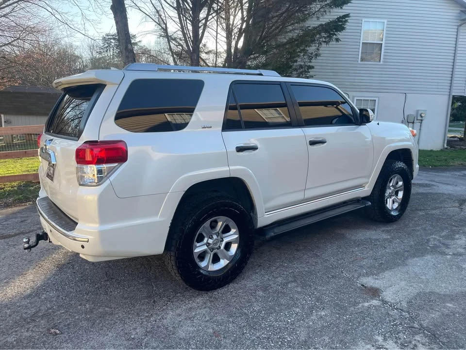 2010 Toyota 4Runner 5th Gen - Image 6 of 14