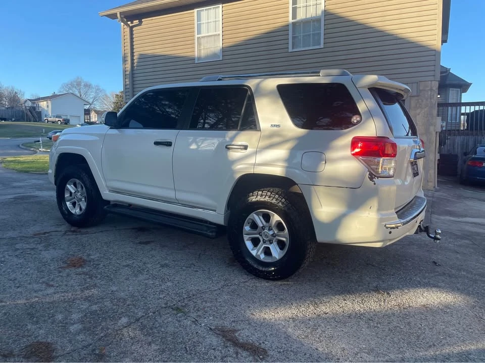 2010 Toyota 4Runner 5th Gen - Image 7 of 14