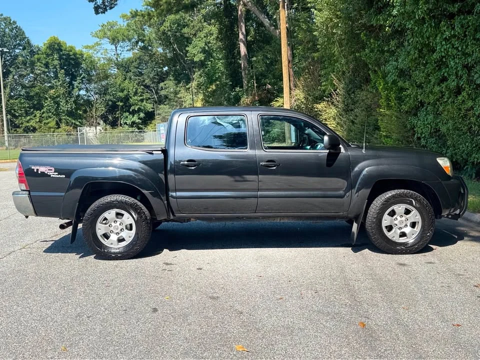 2010 Toyota 4Runner 5th Gen - Image 2 of 16